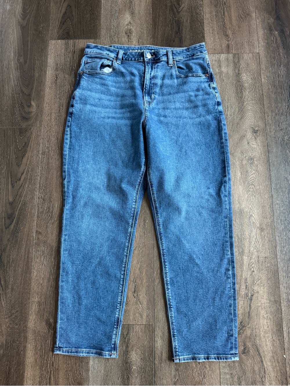 American Eagle Outfitters Mom Jean Size 12